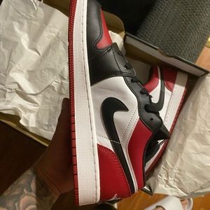 Jordan 1 red toes